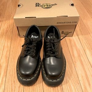 Dr. Martens 8053 Leather Platform Casual Shoes (Women’s Size 6)
